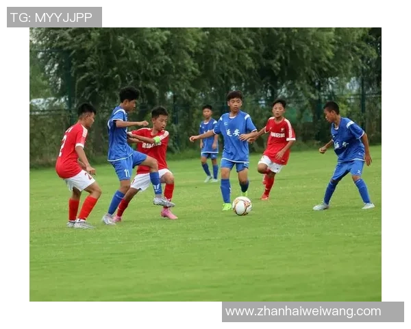 侯城U23与曼城U23激战正酣青少年足球赛精彩回顾与分析